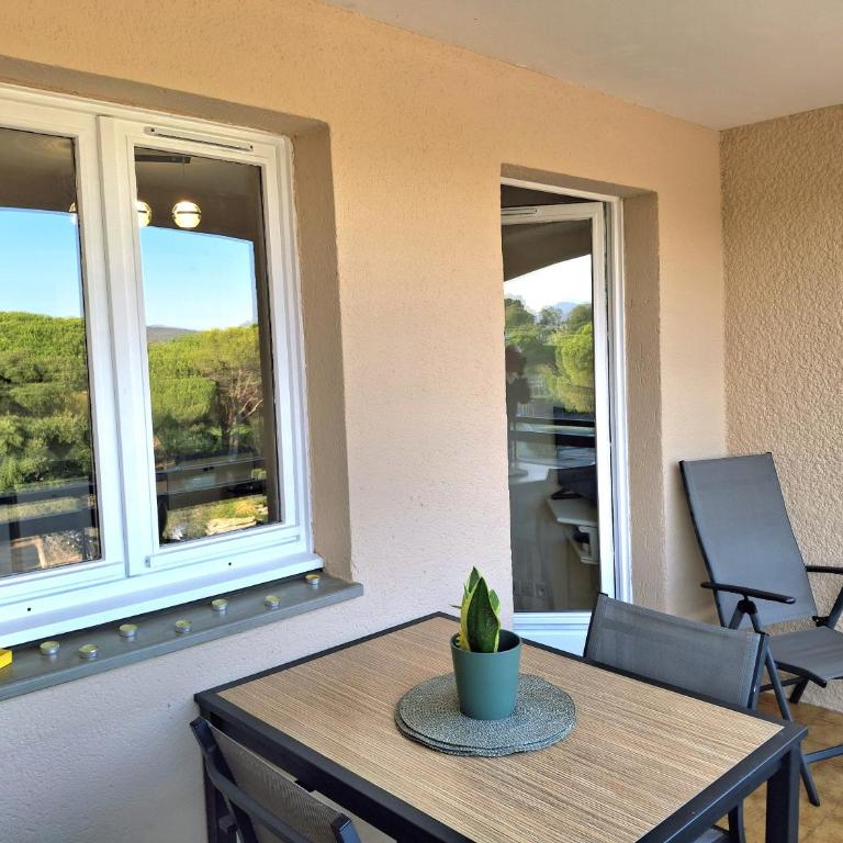 Le Panorama des Pins - Terrasse, Golf, Piscine - Studio 4 pers - Estudio con terraza - 4