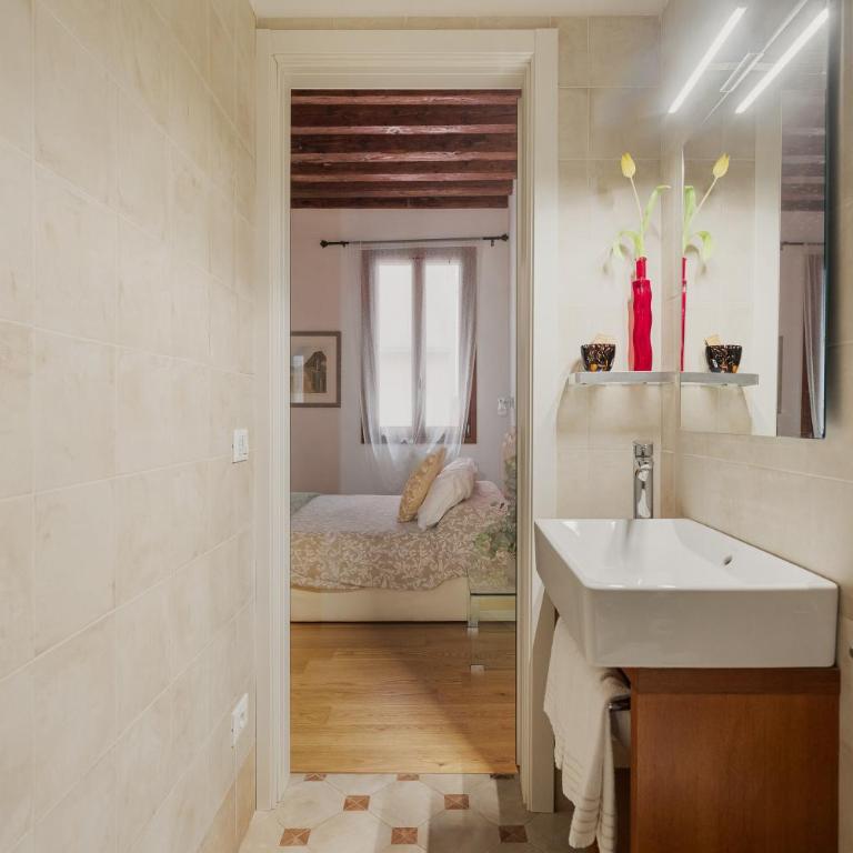 Bianca Cappello House - Camera Matrimoniale con Bagno Privato - 25