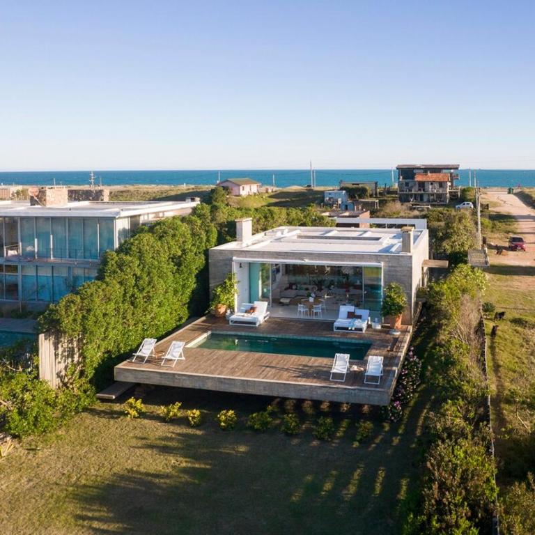 Dream house on Jose Ignacio Lagoon - Three-Bedroom Villa - 3