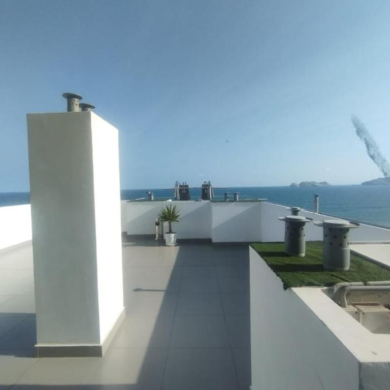 COSTANERA Uno - One-Bedroom Apartment with Ocean View - 14