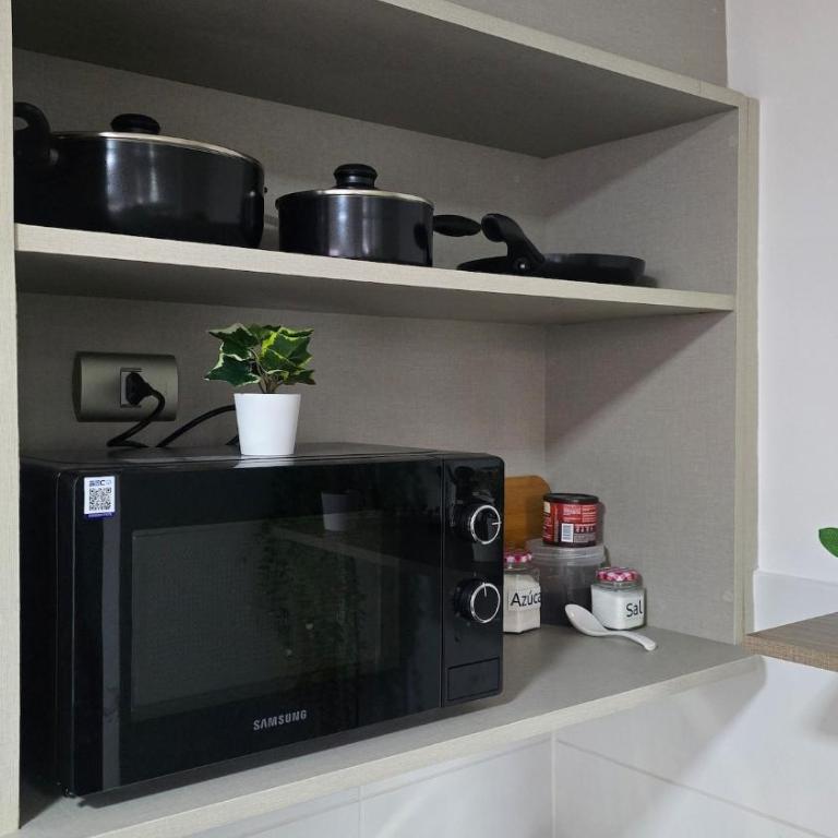 Comodo departamento de 1 habitacion completamente equipado - Two-Bedroom Apartment - 4
