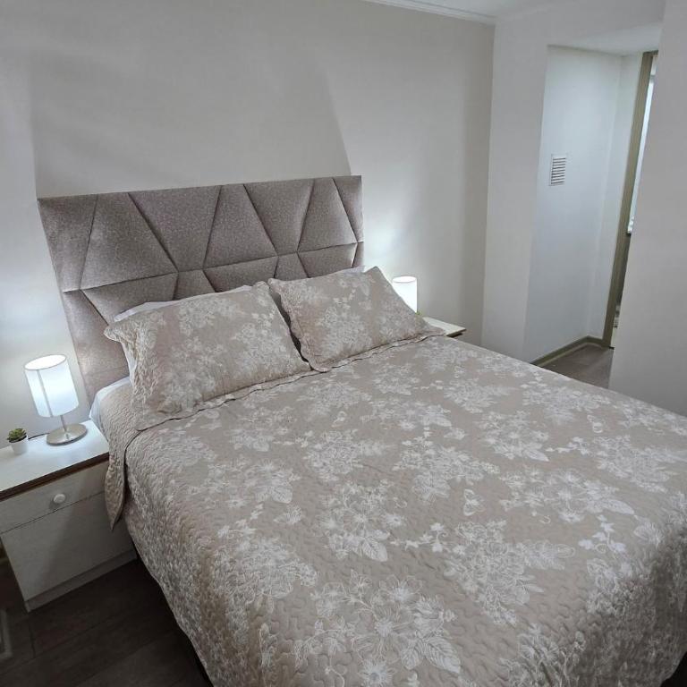 Comodo departamento de 1 habitacion completamente equipado - Two-Bedroom Apartment - 8