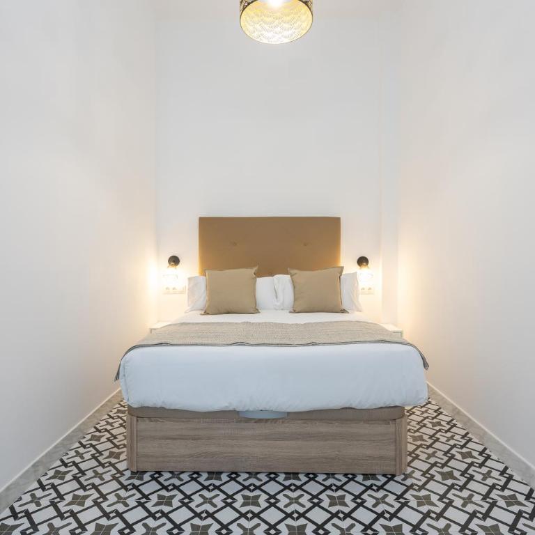 Holidays2Malaga Picasuss Loft New Built Close Huelin Beach and Promenade - Estudio con sofá cama - 2