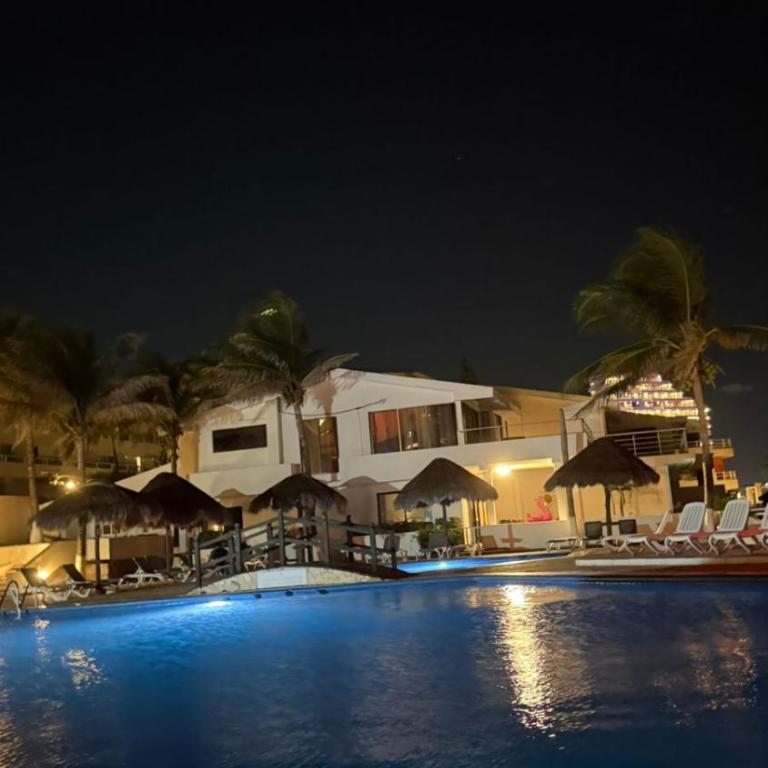 Beachfront Apartment in Cancun - One-Bedroom Apartment - 22