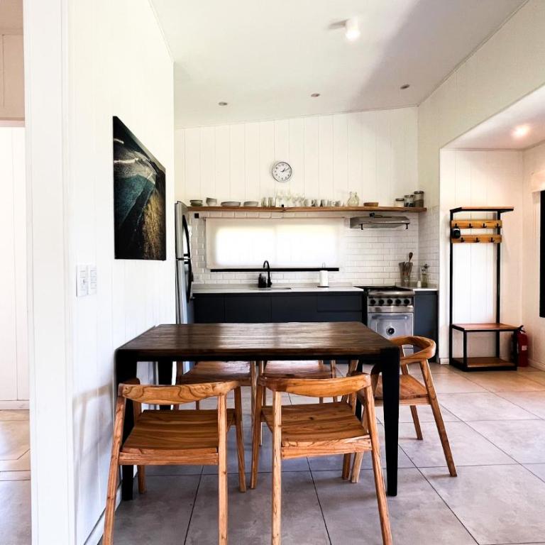 Casa en chapa a estrenar a dos cuadras de Cruz del Sur - Landhouses Casa Molino - HOLA SUR - Casa de 2 dormitorios - 3