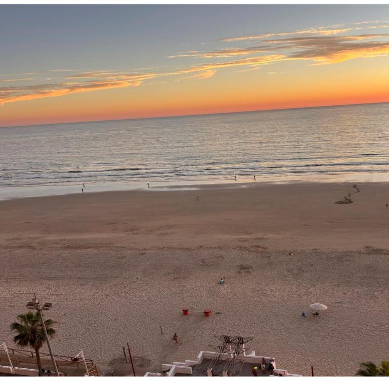 Romántica vista al paseo marítimo de Cádiz - Apartamento con vistas al mar - 24