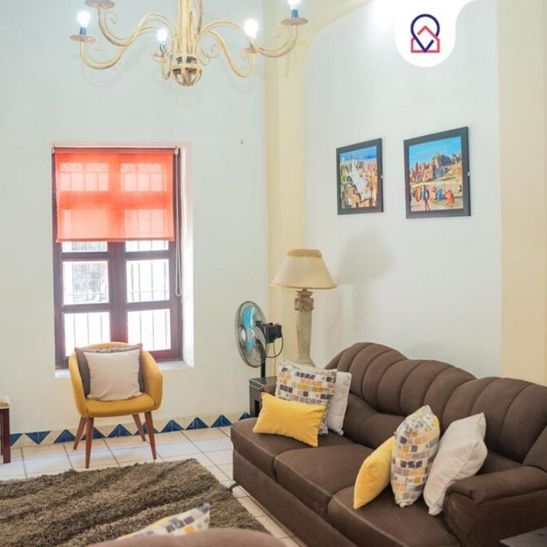 Charming House in Downtown Mazatlan 4 Rooms - Four-Bedroom House - 1