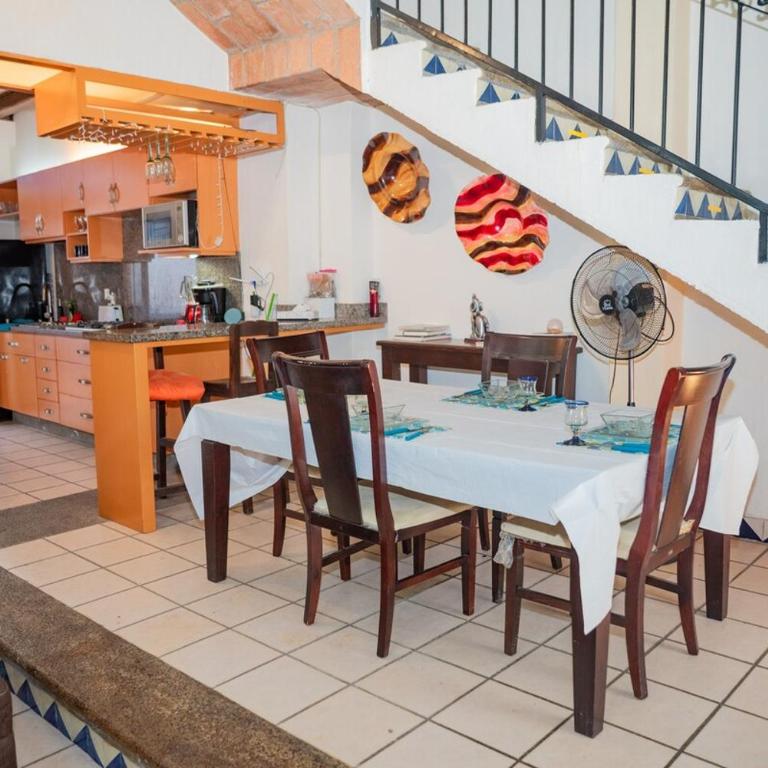 Charming House in Downtown Mazatlan 4 Rooms - Four-Bedroom House - 28