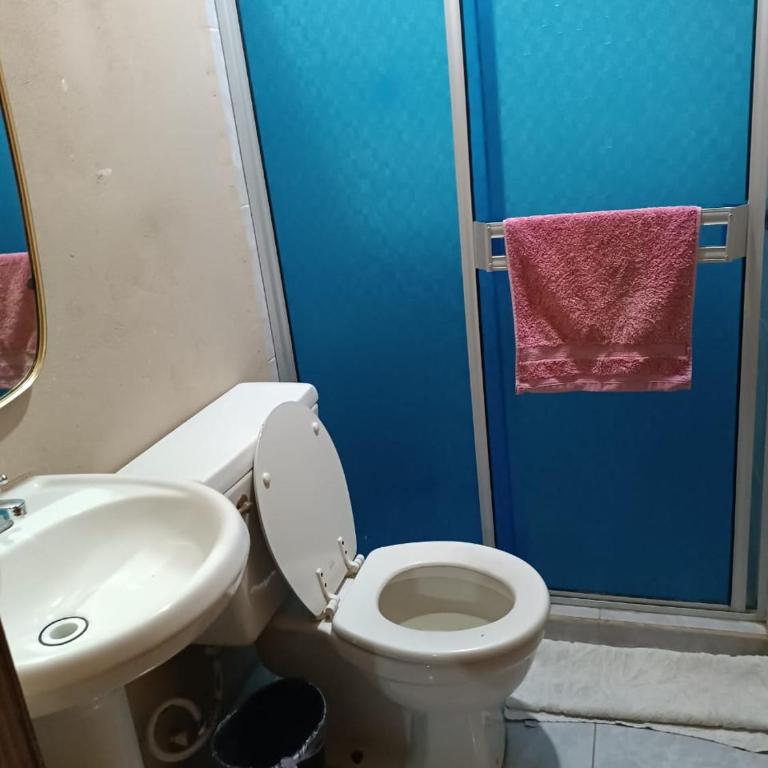 Hospedaje Barato Mi Casita de Colores - Standard Quadruple Room - 1