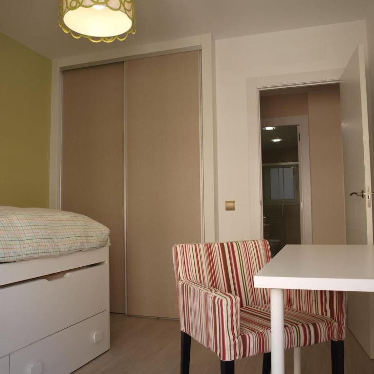Luxury appartment with 3 double rooms - One-Bedroom Apartment - 3