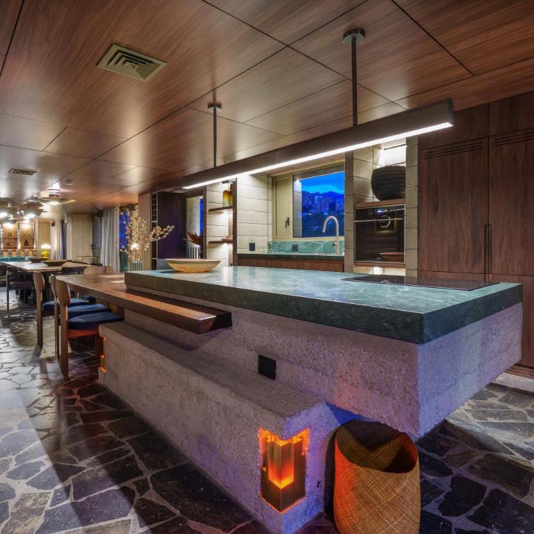 23 Living - Penthouse Apartment - 13