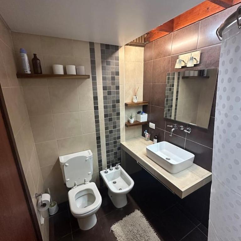 Piscina-jacuzzi climatizado Barrio Privado - Casa de 3 dormitorios - 20