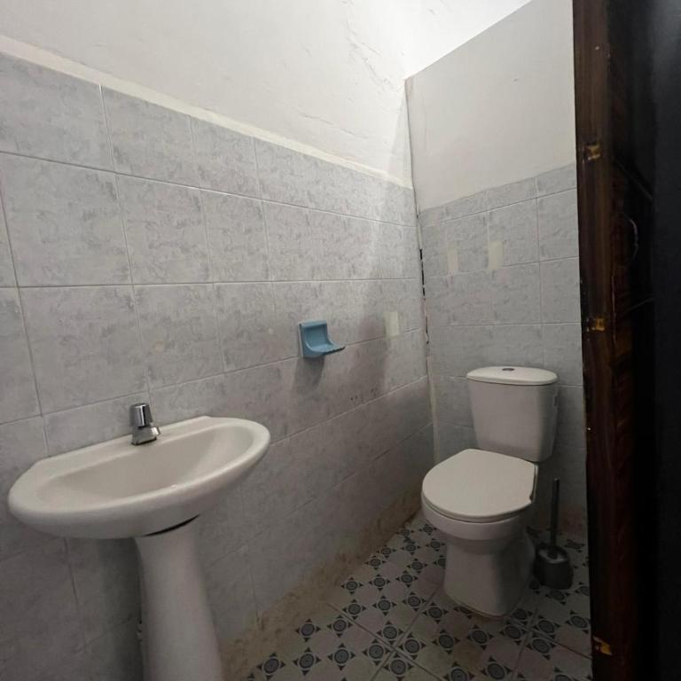 Casa-Hostal La Casona - Casa de 6 dormitorios - 3