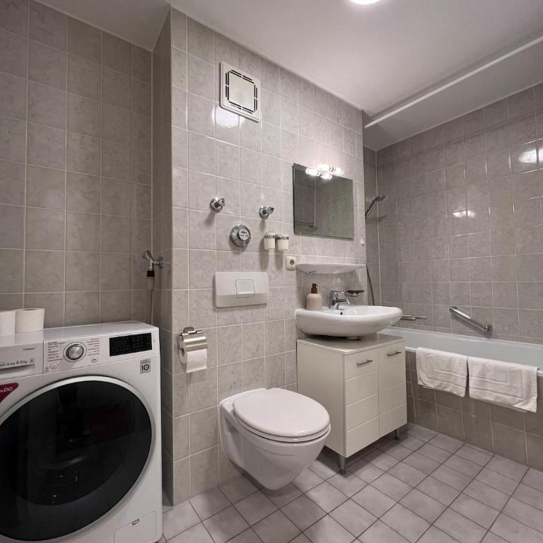 Munich City Retreat Sendling - One-Bedroom Apartment - 17