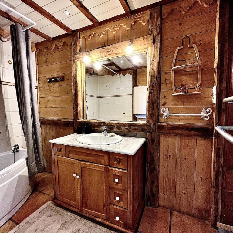 Chalet Clair Bois - La Féclaz avec bain nordique privé - Chalet - 14