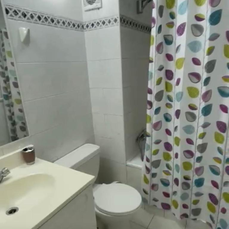 Lindo departamento en 4 norte 1 y medio oriente - Two-Bedroom Apartment - 2
