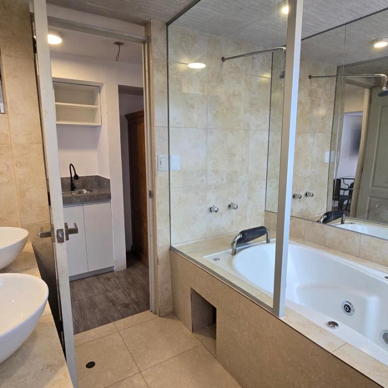 Hotel Cusco Museo - Suite con bañera de hidromasaje - Cama extragrande - 3