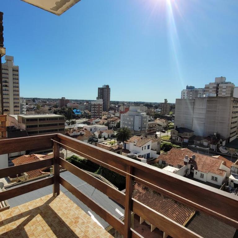 Dpto vista al mar 2 ambientes, 2 baños, cochera - Apartamento de 2 dormitorios - 3