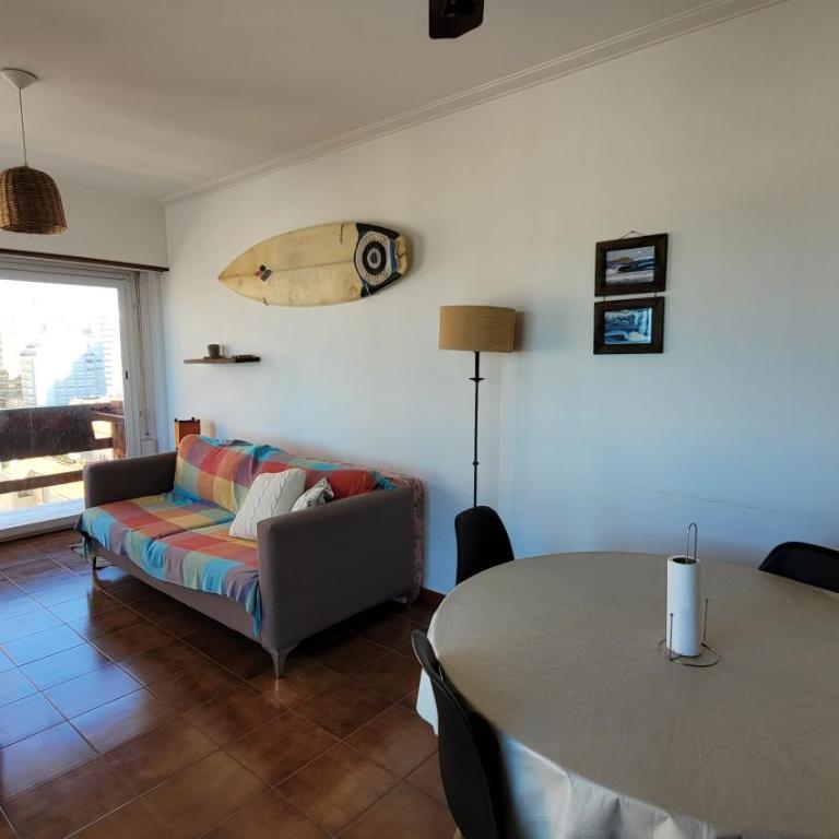 Dpto vista al mar 2 ambientes, 2 baños, cochera - Apartamento de 2 dormitorios - 7