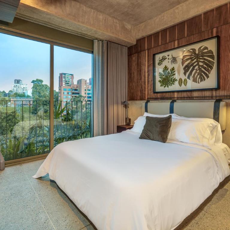 23 Living - Two-Bedroom Deluxe Apartment - 5