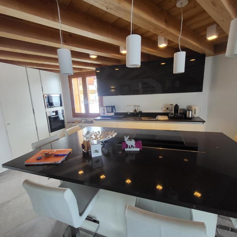 Beau Duplex avec wifi et garage proche des pistes - Premium Apartment mit 3 Schlafzimmern - 6