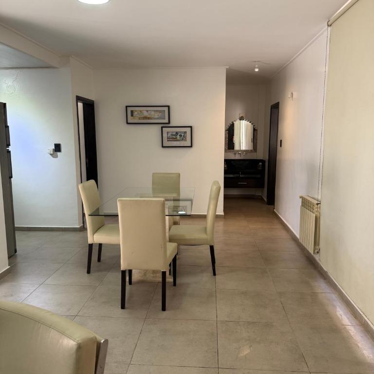 Departamento - Apartamento de 2 dormitorios - 3