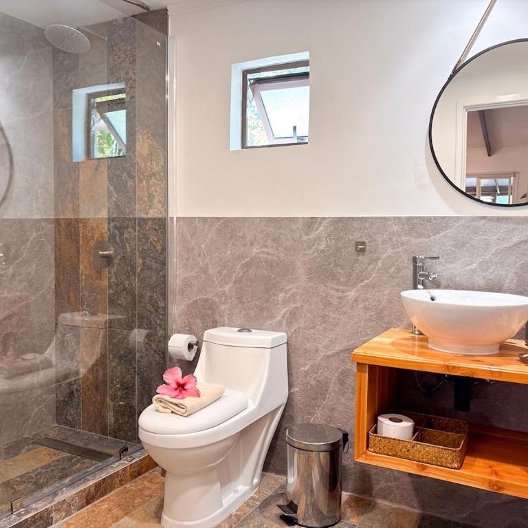 Hare Mahalo - Four-Bedroom House - 2