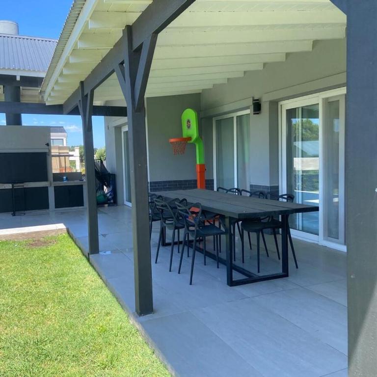 Casa Rumenco Joven - Two-Bedroom House - 2