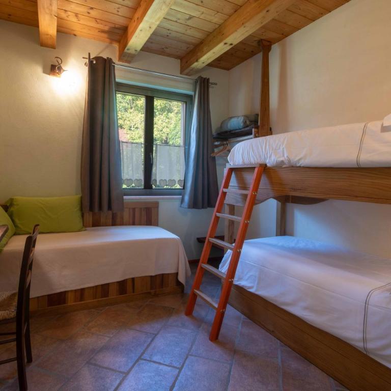 Alpuntogiusto - Dreibettzimmer mit eigenem externen Bad - 9