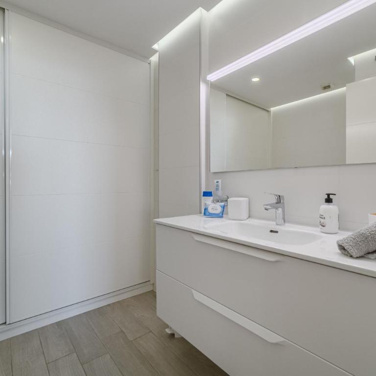 Sundream Escape - Penthouse with ocean view, airco, heated pool - Apartamento Deluxe de 2 dormitorios con vistas al mar - 25