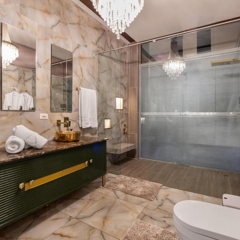 Luxury house, heated pool and Turkish bath Laurels! - Villa - 24