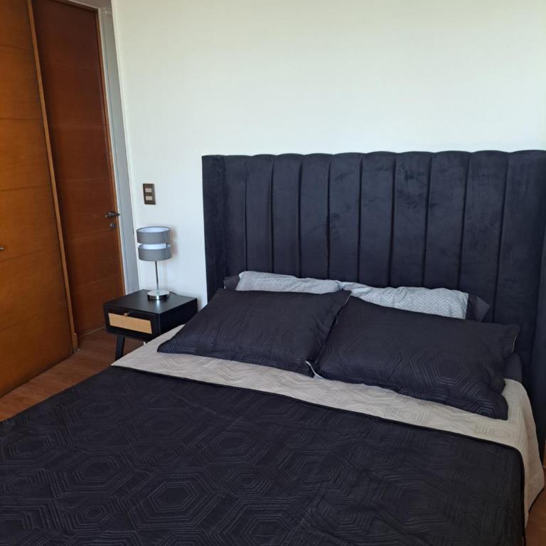 En Escuela Militar, Depto de 2 Dormitorios - Two-Bedroom Apartment - 4