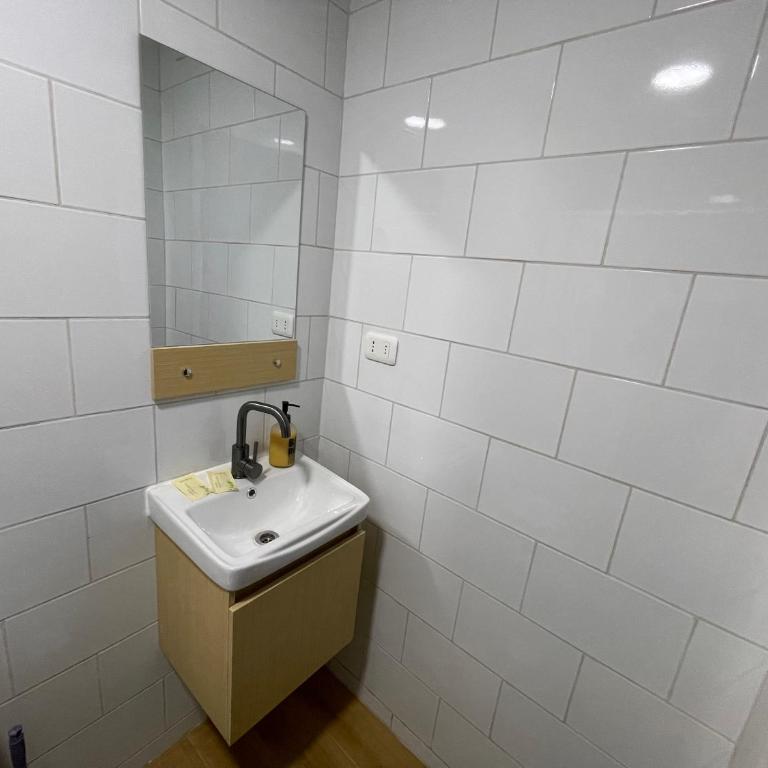 Habitación doble en el centro con baño privado - Double Room with Private Bathroom - 21