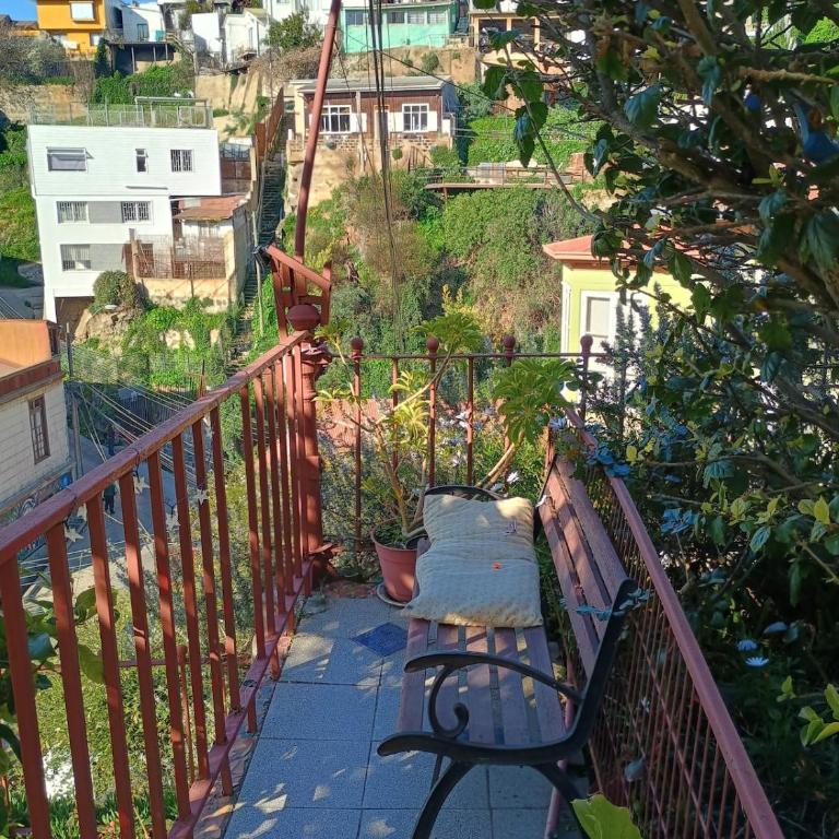 Hermoso loft a pasos del plan de Valparaíso - One-Bedroom Apartment - 26