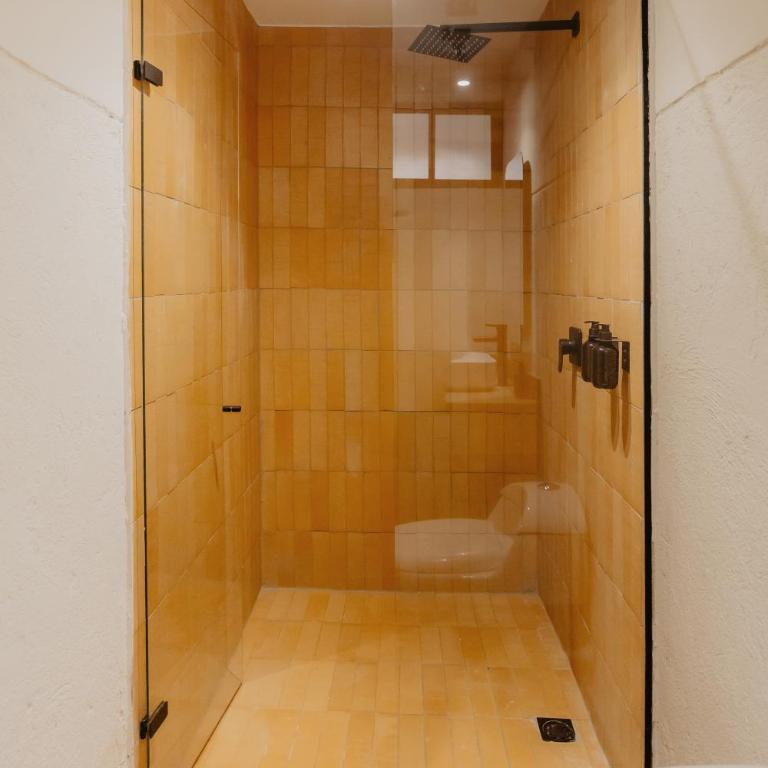 Pranik Living - Habitación Doble Deluxe - 16