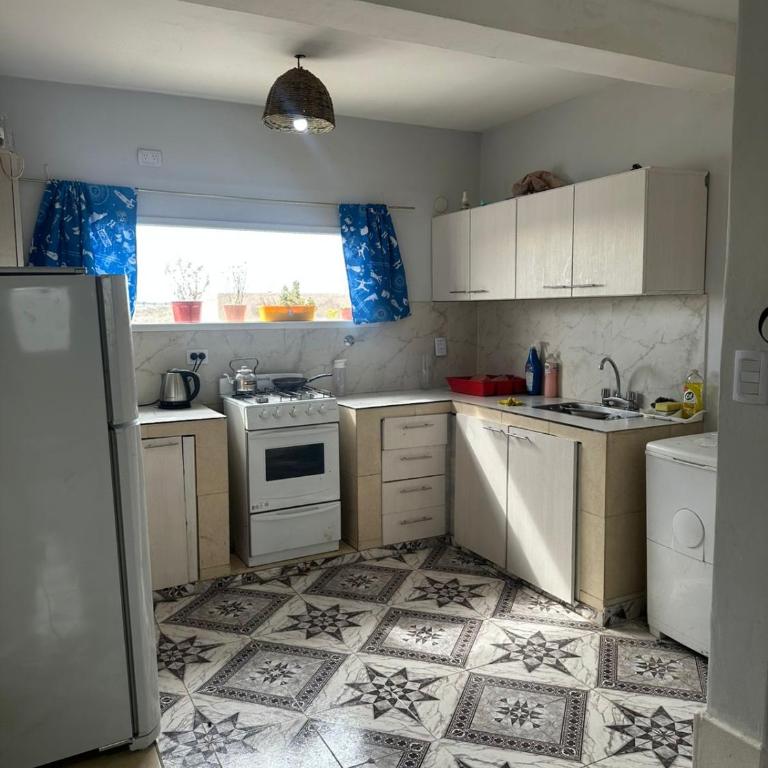 Brisa de mar - Three-Bedroom Apartment - High Floor - 4