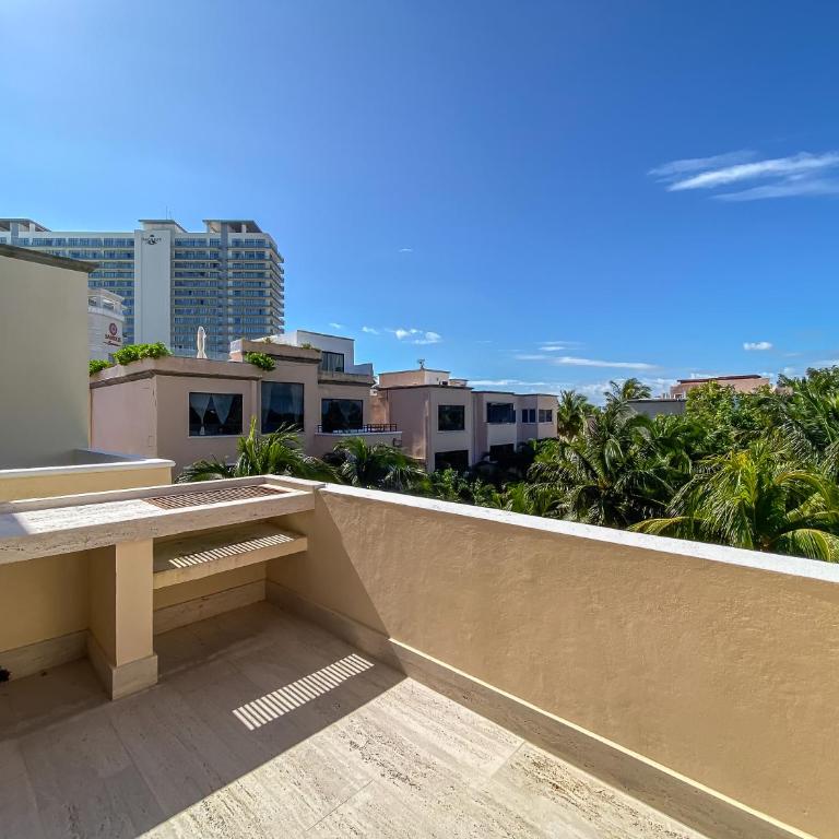 Villas Tropical By Andiani - Deluxe Two-Bedroom Apartment with Garden View - 9