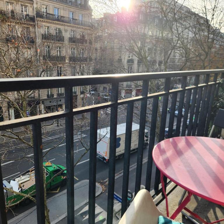 Appartement petit proche metro Alesia - Appartement 1 Chambre - 9