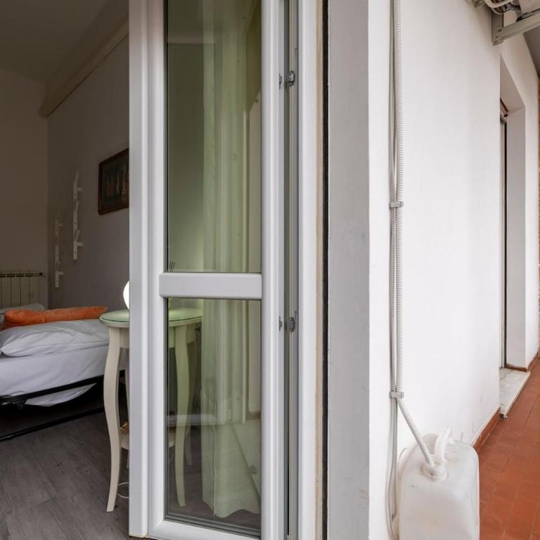 Cozy Urban Retreat, 2BR, Family Escape in Rome - Two-Bedroom Apartment - 29