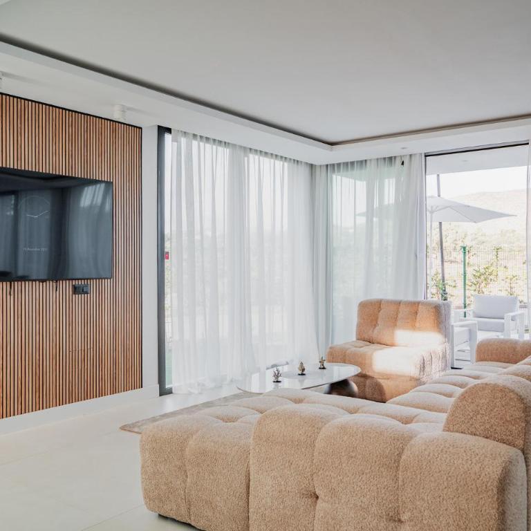 Gorgeous Home In Mijas - Casa de 4 dormitorios - 1