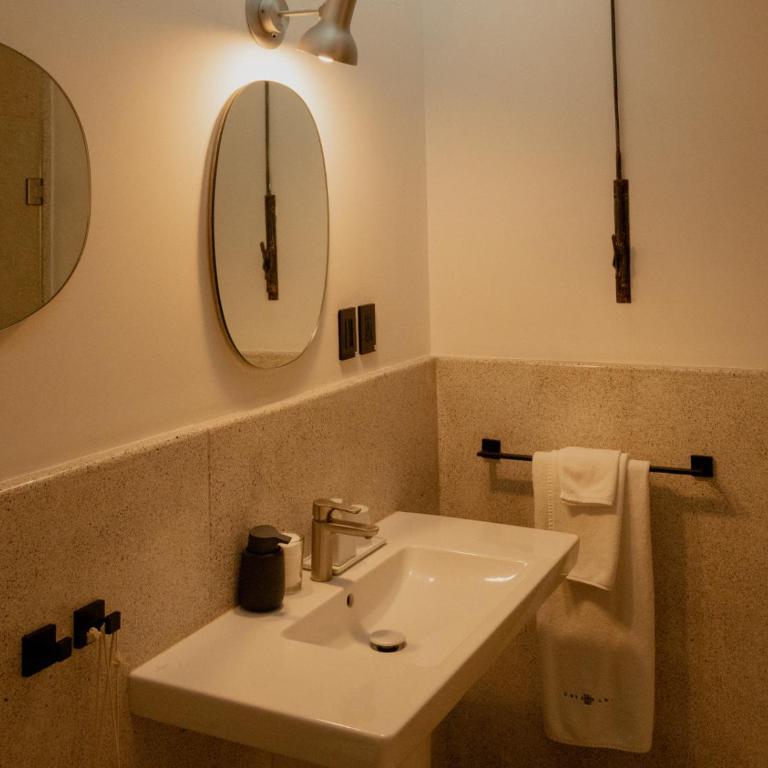 Casa Pani - Habitación Deluxe con cama extragrande - 8