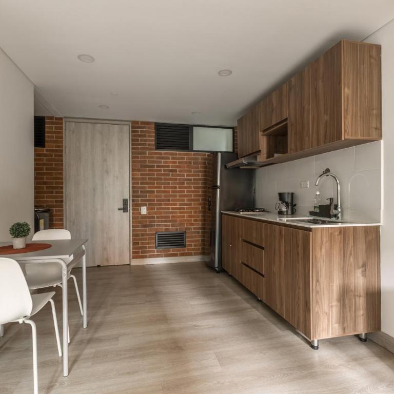 Kyux Building, Style and Comfort - One-Bedroom Apartment - 9