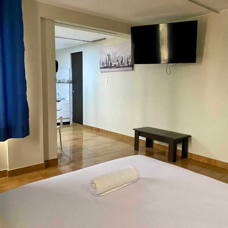 Hotel Naciones Unidas - Suite - 3