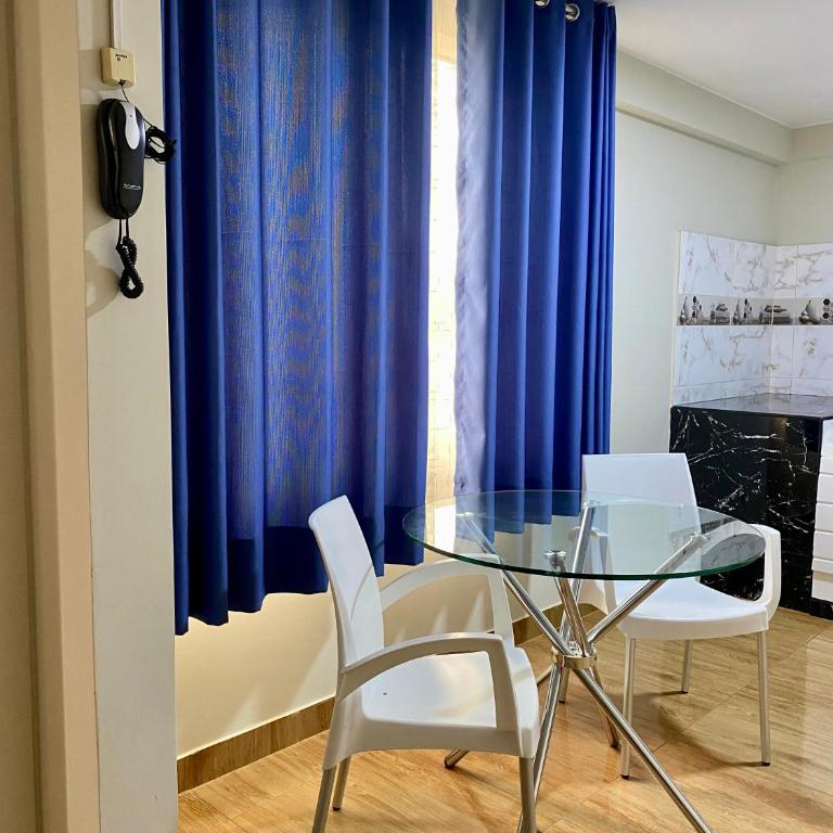 Hotel Naciones Unidas - Suite - 6