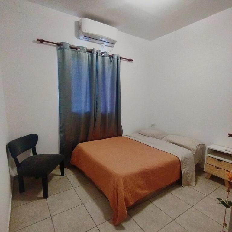 Depto a 10 minutos del Estadio Madre de Ciudades para 2 Pax - One-Bedroom Apartment - 2