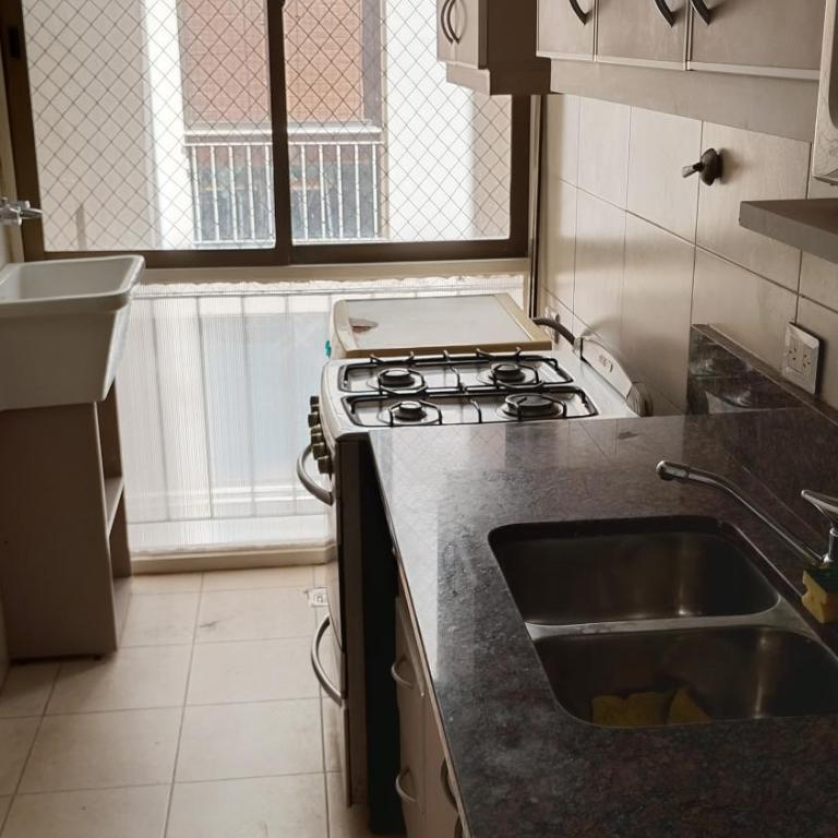 Beautiful 4 ambientes en Recoleta - Apartamento de 3 dormitorios con balcón - 4