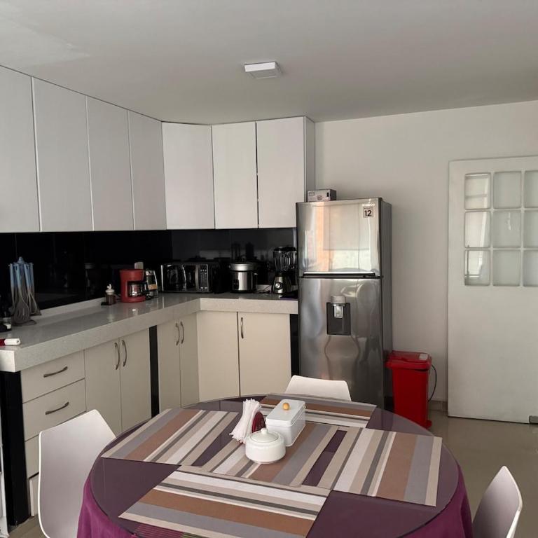 Amplio Departamento en Arequipa - Three-Bedroom Apartment - 8
