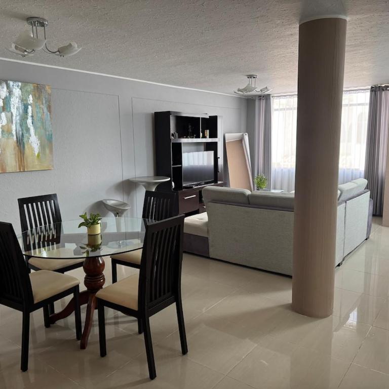 Amplio Departamento en Arequipa - Three-Bedroom Apartment - 17
