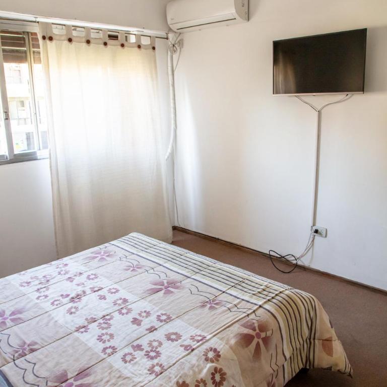 Muy amplio y cómodo - Excelente ubicación - Apartamento de 3 dormitorios - 18