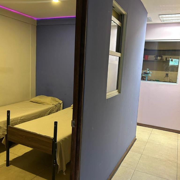 hostal confort Iztapalapa hospedaje económico y cómodo en cdmx - Habitación Doble con baño compartido - 1 o 2 camas - 5